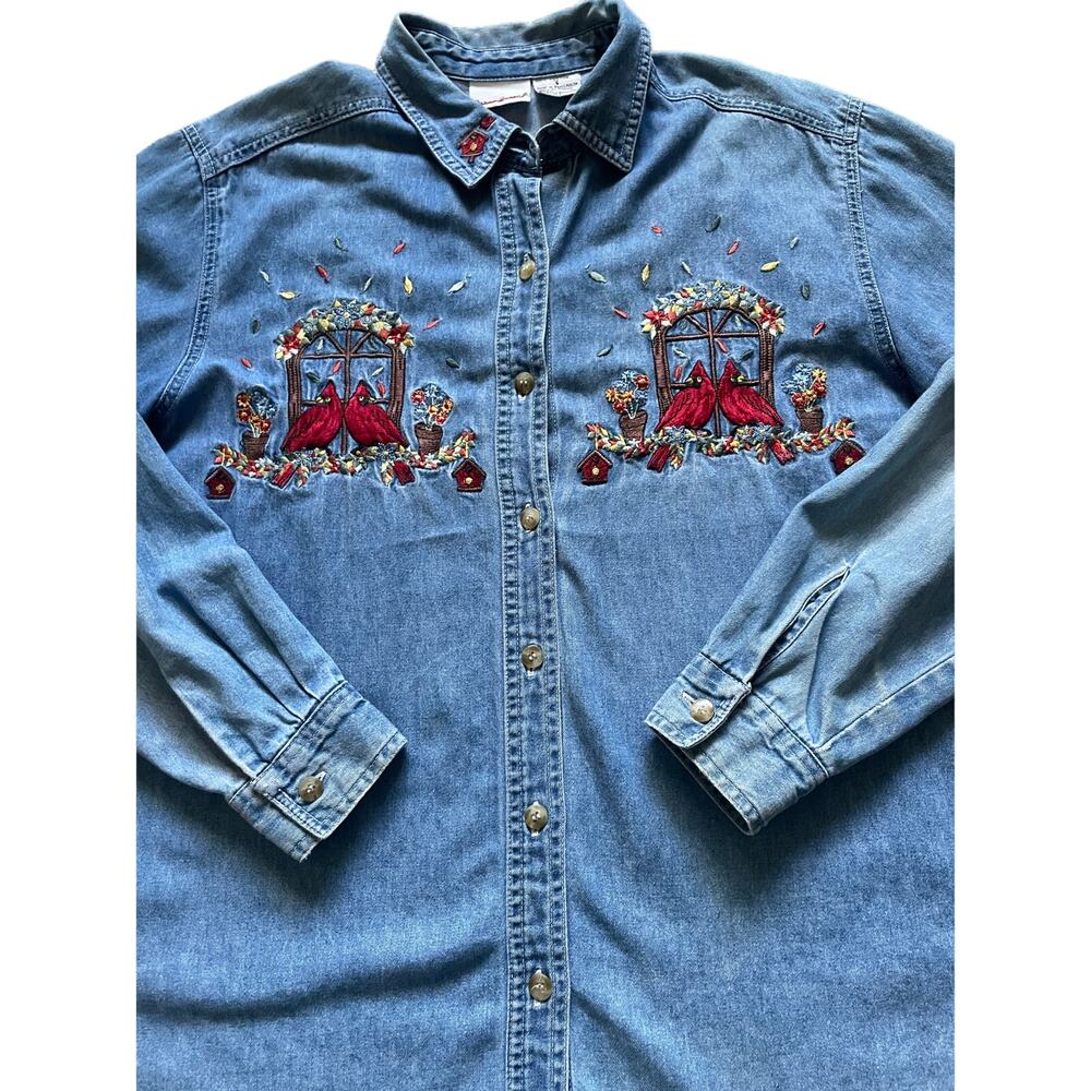 Vintage Chambray Womens Cardinal Birdhouse Denim Shirt Size Small Cotton Farm - Picture 2 of 9
